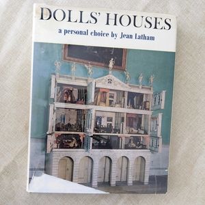Jean Latham's Dolls' Houses a person choice. 1970